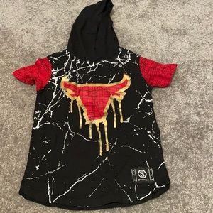 Chicago Bulls Shirt size Small with hood